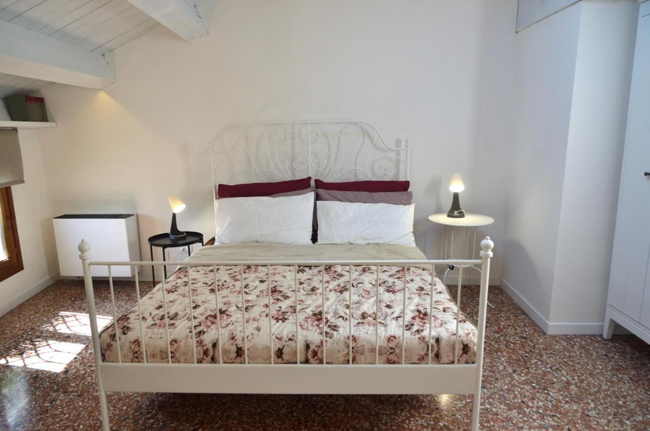 Olly Home Luxury Loft Noale Buitenkant foto