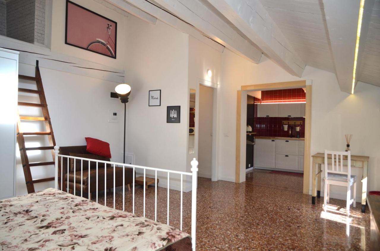 Olly Home Luxury Loft Noale Buitenkant foto