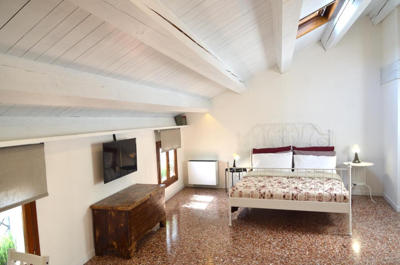 Olly Home Luxury Loft Noale Buitenkant foto
