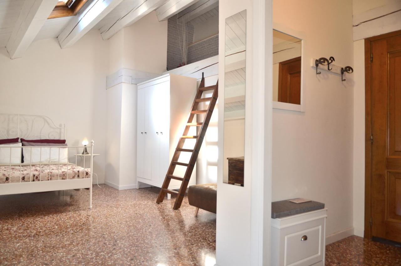Olly Home Luxury Loft Noale Buitenkant foto