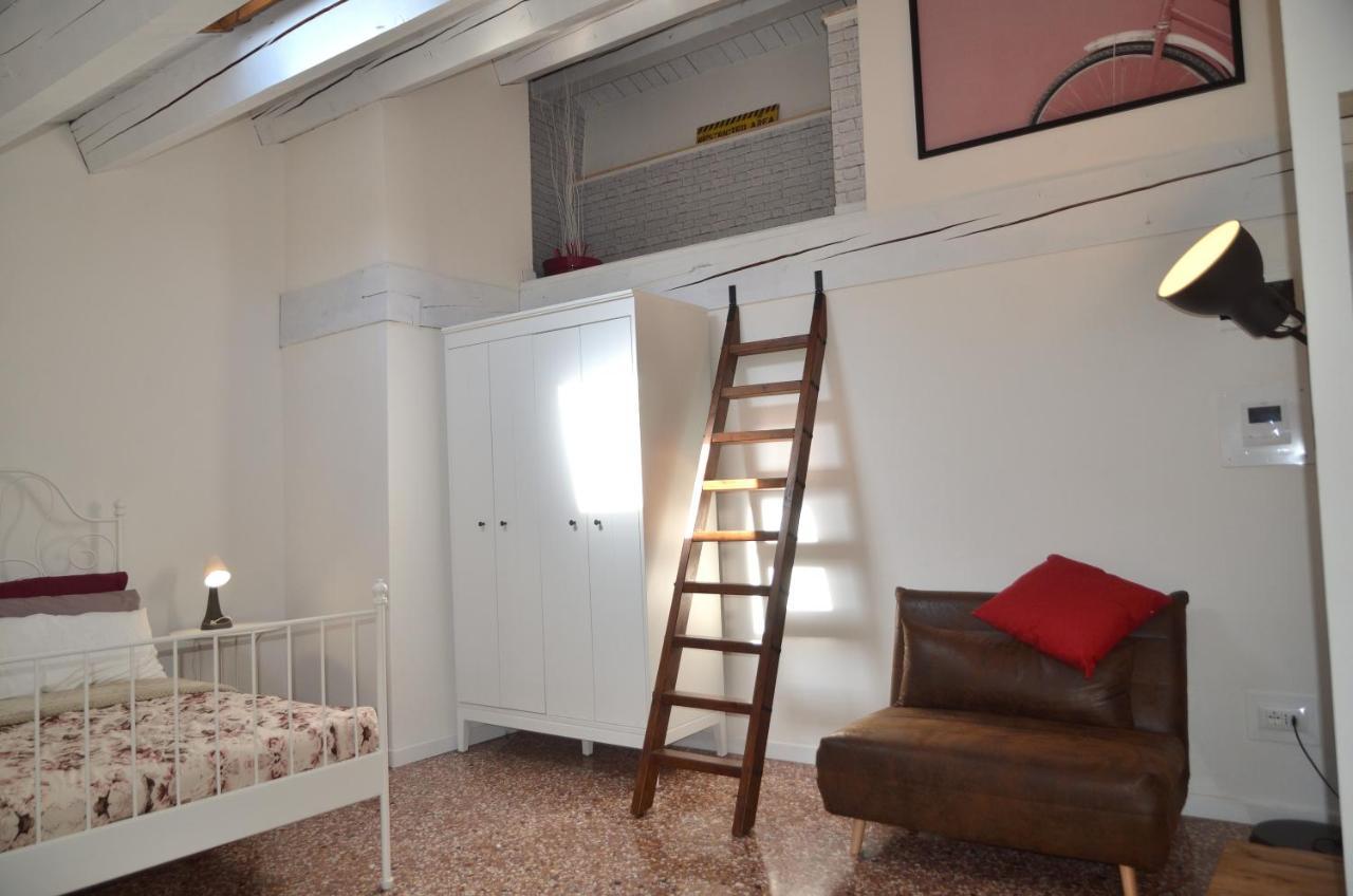 Olly Home Luxury Loft Noale Buitenkant foto